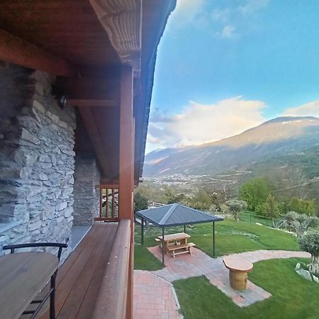 Le Temps Retrouve - Casa Tipica Con Giardino Vila Villeneuve Exterior foto