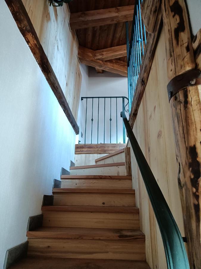 Le Temps Retrouve - Casa Tipica Con Giardino Vila Villeneuve Exterior foto